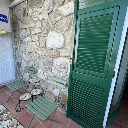 L'Incanto Verde Mediterranean Retreat With Ac Dom wakacyjny
